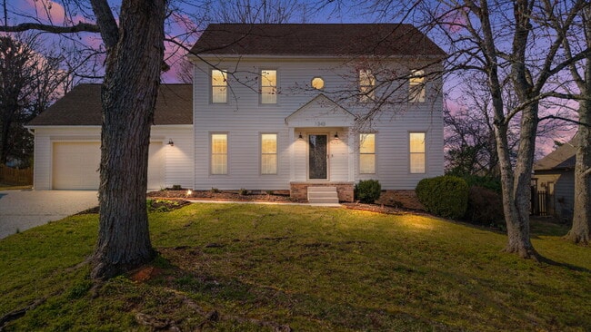 Building Photo - *RESERVED - Contact Us to Submit A Backup App!* Fully Renovated 4BR/2.5BA Gem in Sought-After Ben...