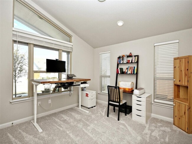 Building Photo - 9109 Spire View