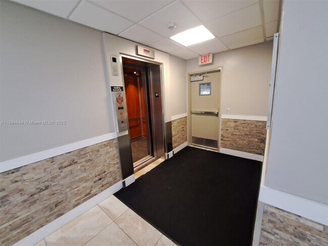 Building Photo - 201 178th Dr