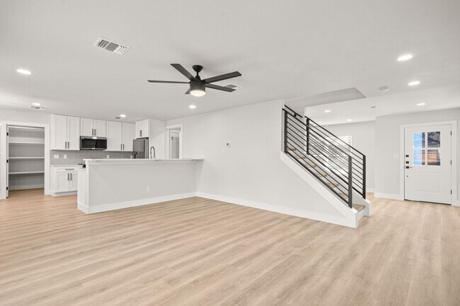 Building Photo - “Newly Remodeled 4BR Home in Prime San Antonio Location”