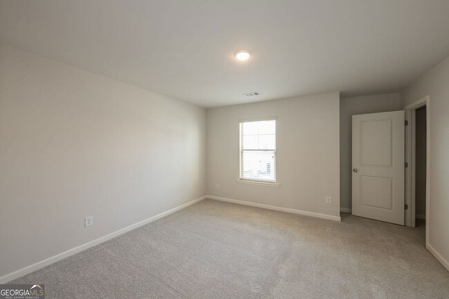 Building Photo - 2928 Cottage Ln