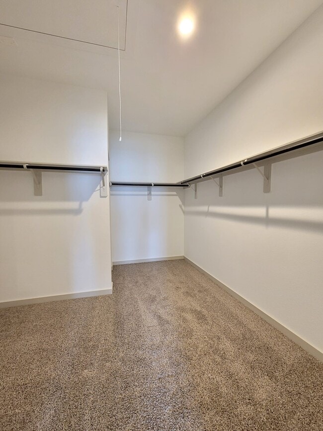 Building Photo - 4915 Pne Hvn Ln