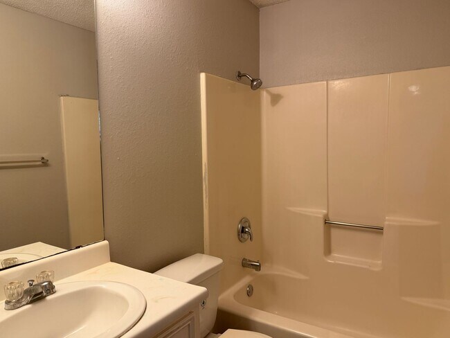 Building Photo - 5203 Village Row