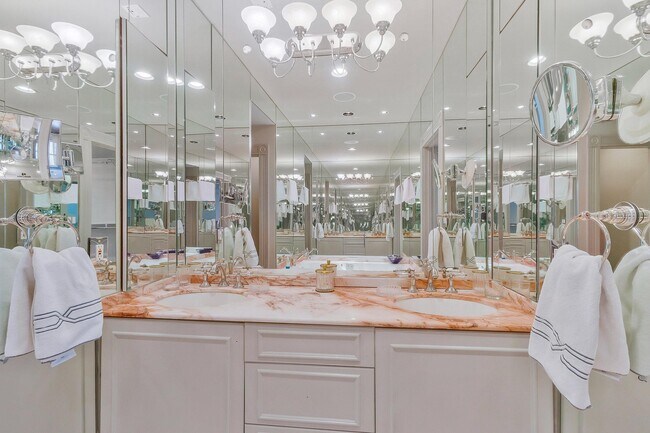 Building Photo - 3230 Volta Pl NW