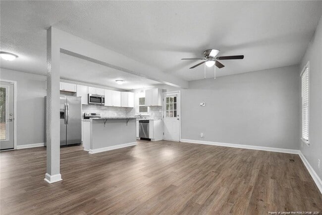 Building Photo - 6327 Worthington Dr