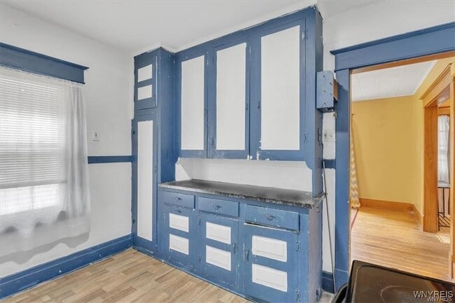 Building Photo - 228 Highgate Ave