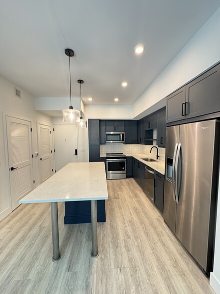 KITCHEN - 60 NW 31st St