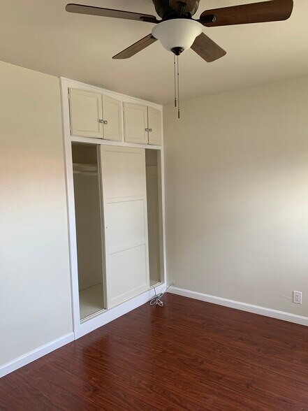 Closet - 3311 W 78th St