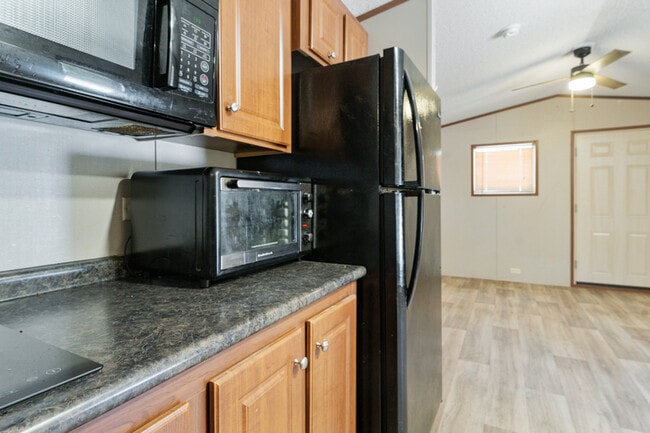 Building Photo - 720 Pritchett Ln