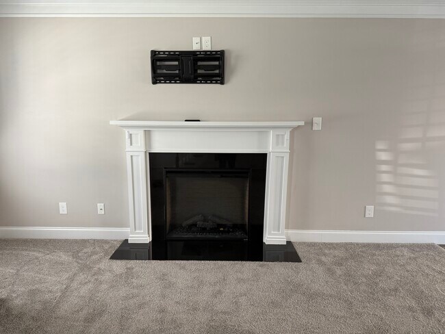 Building Photo - 7424 Emory Orch Ln