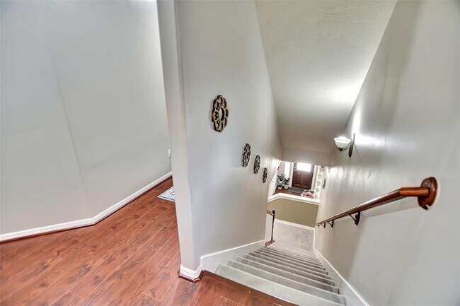 Building Photo - 1119 Sopris Dr