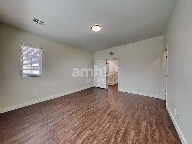 Building Photo - 7656 Mallard Bay Ave