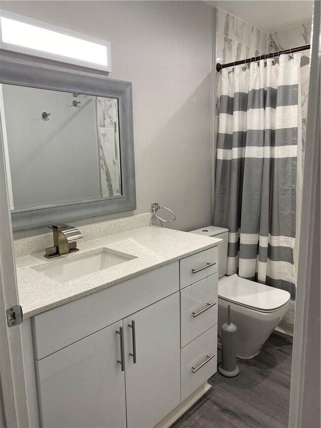 Building Photo - 401 SW 86th Ave