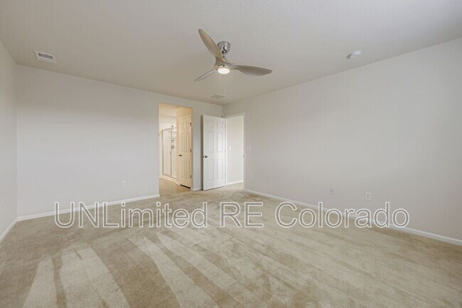 Building Photo - 6782 Petunia Pl