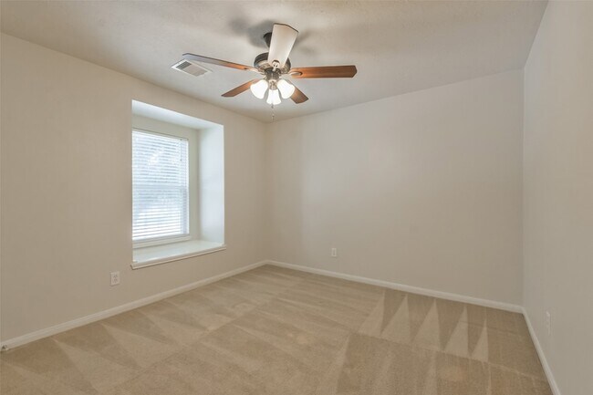 Building Photo - 7934 Blue Wahoo Ln