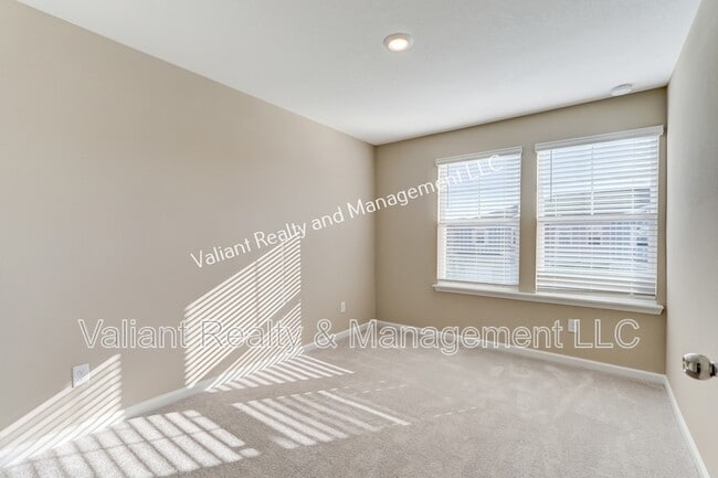 Building Photo - 2607 Sandy Dune Dr