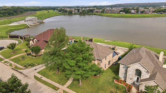 Building Photo - 3705 Menard Dr