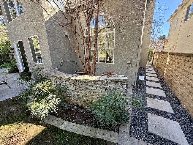 Building Photo - Spacious 4-Bedroom Home with Solar and Luxury Amenities in Northpark!