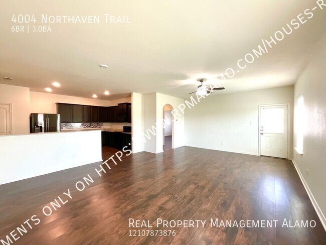 Building Photo - 4004 Northaven Trail