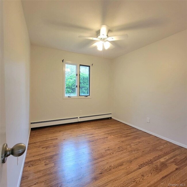 Building Photo - 571 Nassau Blvd