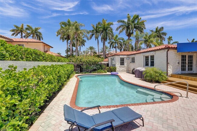 Building Photo - 609 Isle of Palms Dr