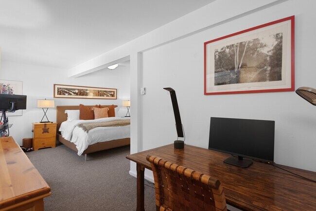 Building Photo - 60 Northway Dr