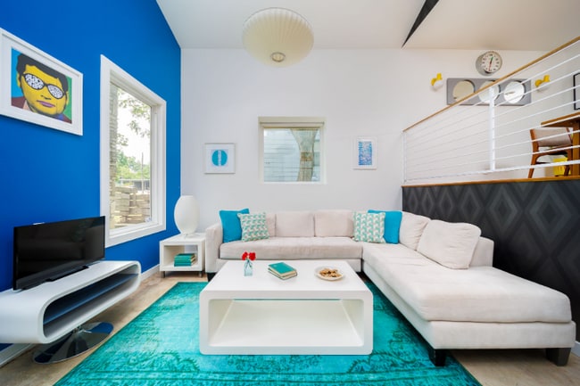 Building Photo - 3202 Santa Monica Dr