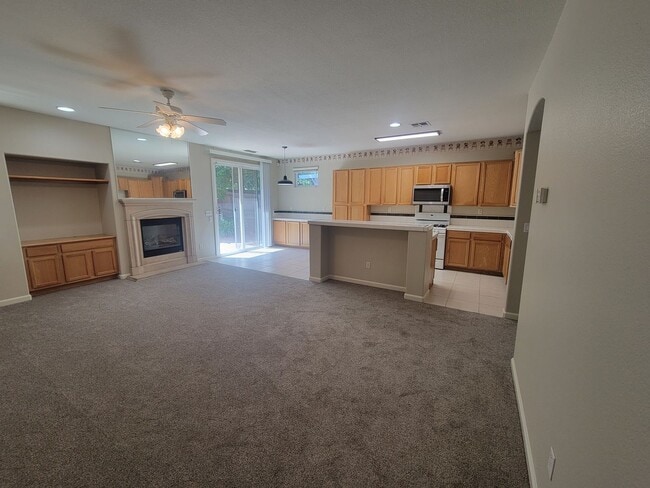 Building Photo - 8624 Banton Cir