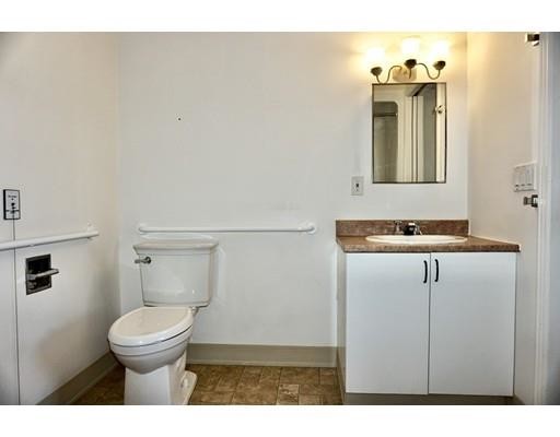 Building Photo - 259 Lowell St