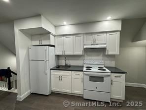 Building Photo - 644 Brooks St
