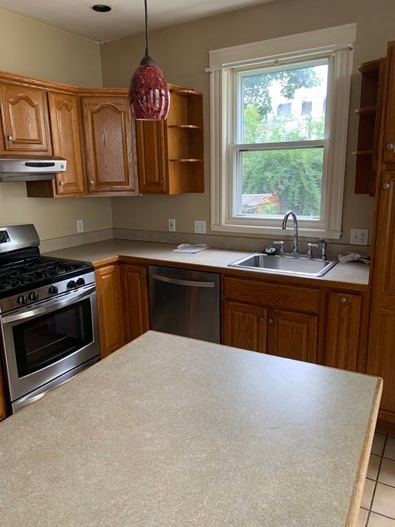 Primary Photo - 841 E 5th St