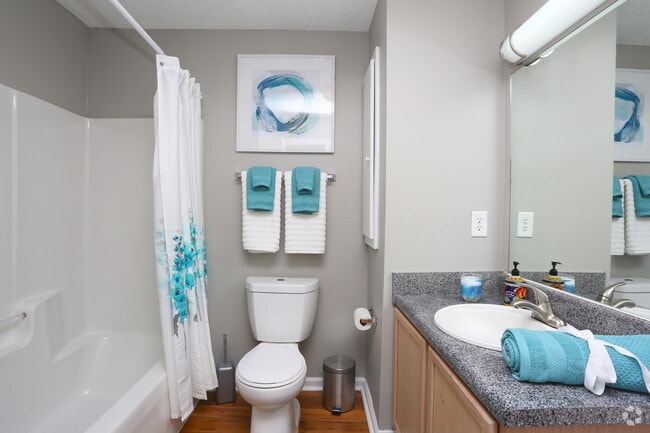 Interior Photo - Serene at Woodlake