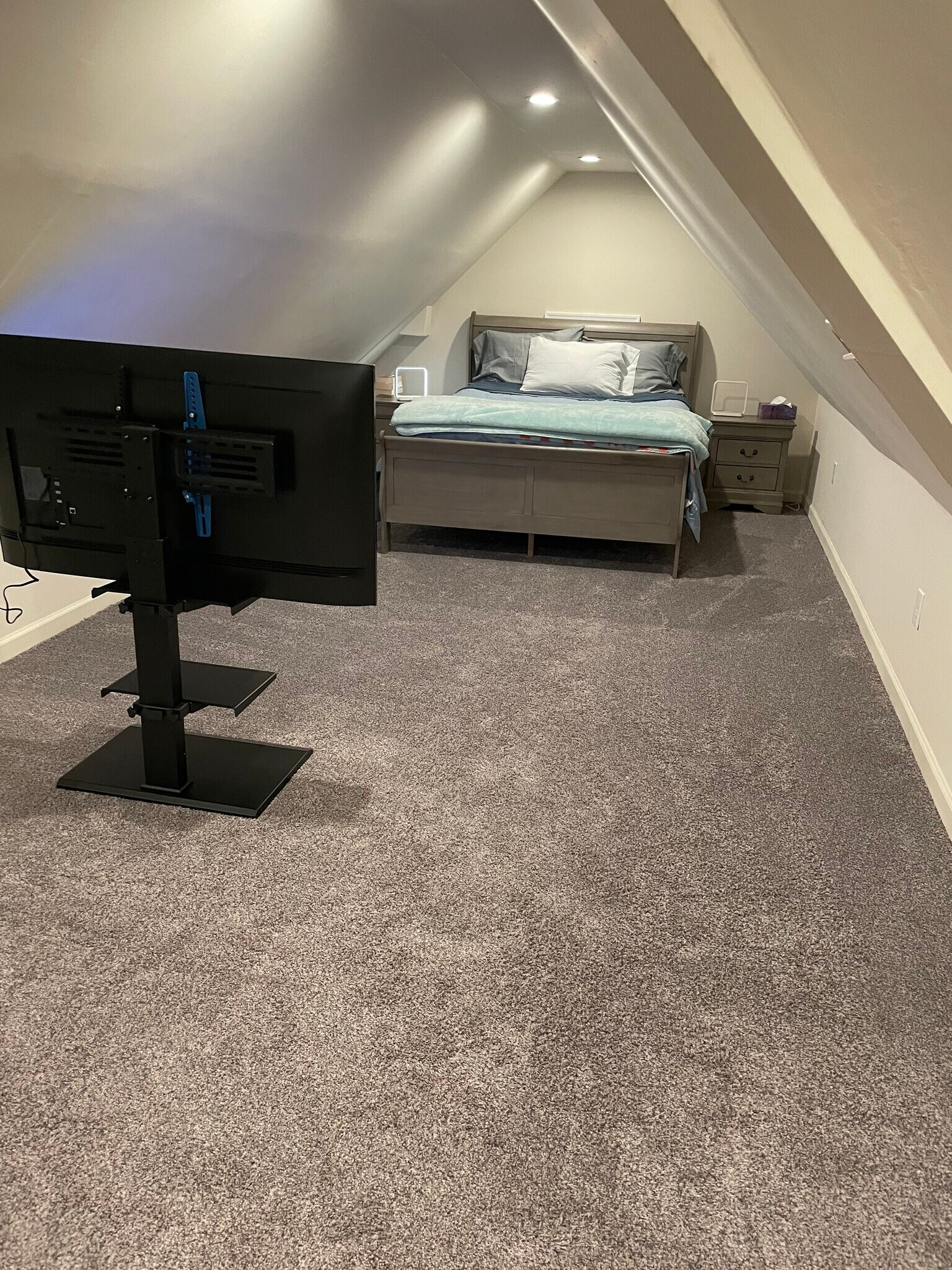 Building Photo - 1701 Spence St