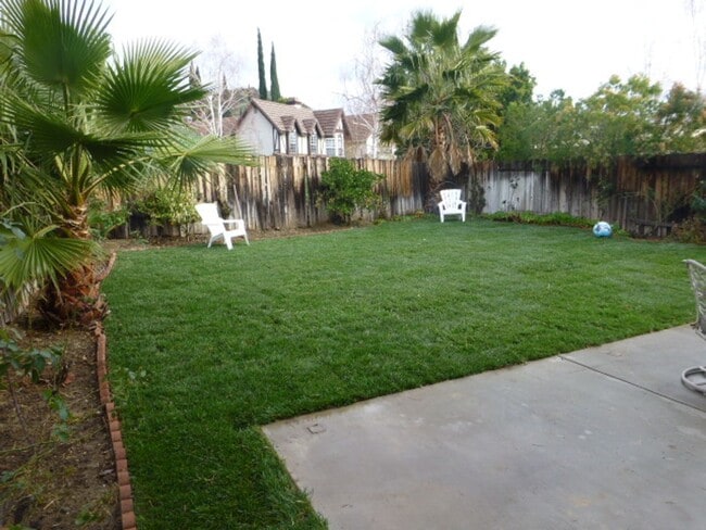 Building Photo - COMING SOON! 4 Bedroom Home for Rent in Ca...