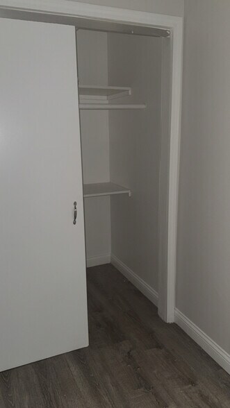 Building Photo - 13502 S Brandon Ave