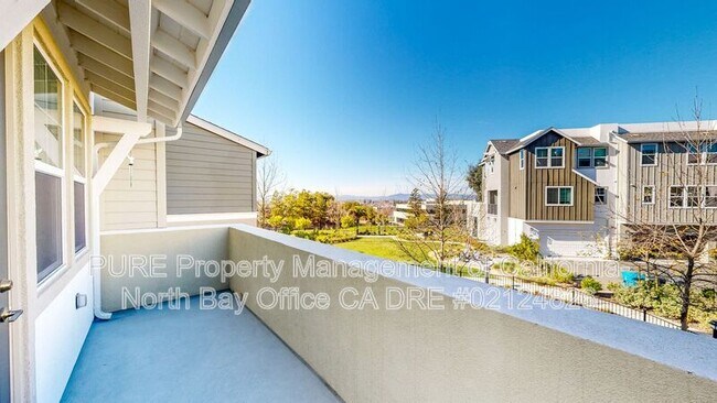 Building Photo - 221 Gambrel Cir