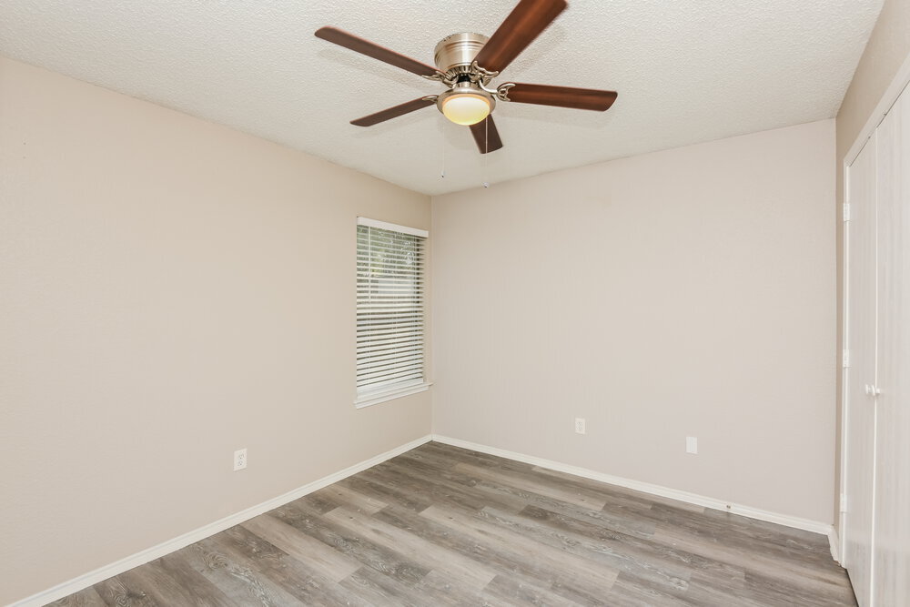 Building Photo - 10509 Shadywood Dr