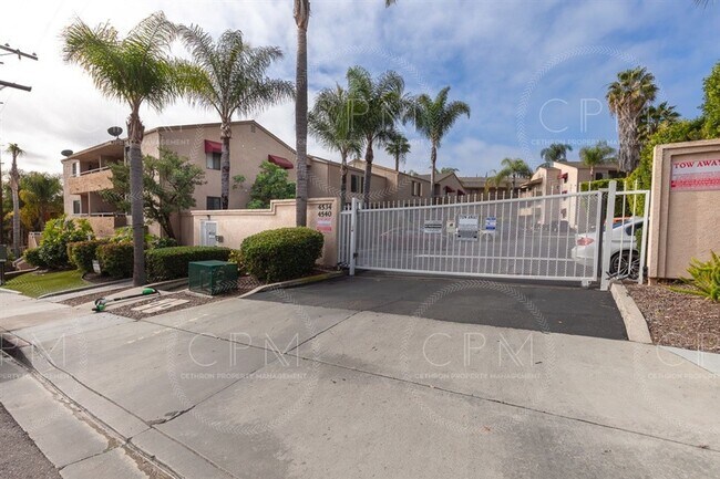 Building Photo - Charming 3-Bed, 2-Bath Condo in Prime Coll...