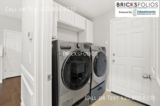 Building Photo - 11435 79th Way NE