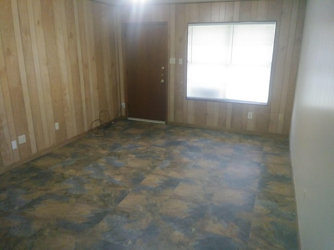 Building Photo - 9240 McLean St