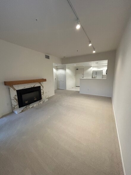 Building Photo - 1301 Cabrillo Ave