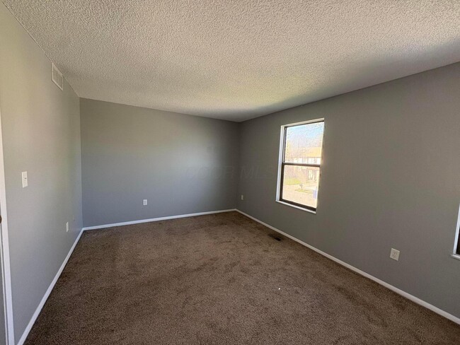 Building Photo - 7592 Pawling Pl