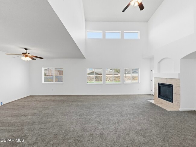 Building Photo - 12753 Tierra Mina Dr