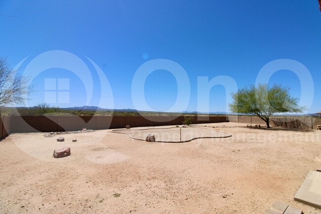 Building Photo - 6780 S Via Molino De Viento
