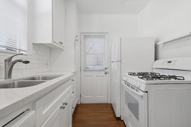Building Photo - 4407 Melbourne Ave