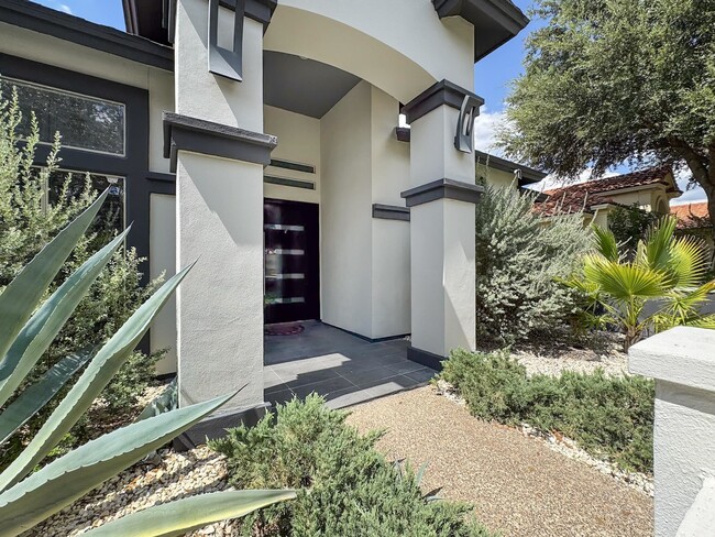 Building Photo - 3308 McCallister Ct