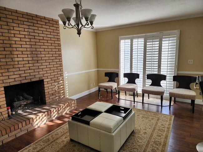 Building Photo - 1170 Belsaw Cir