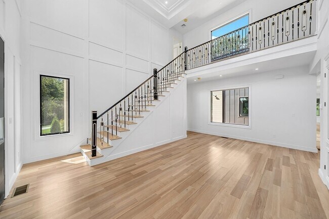 Building Photo - 20 Amberwood Dr