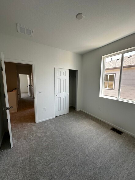 Building Photo - 21101 E 67th Ave