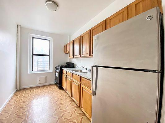 Building Photo - 1 bedroom in Bronx NY 10458